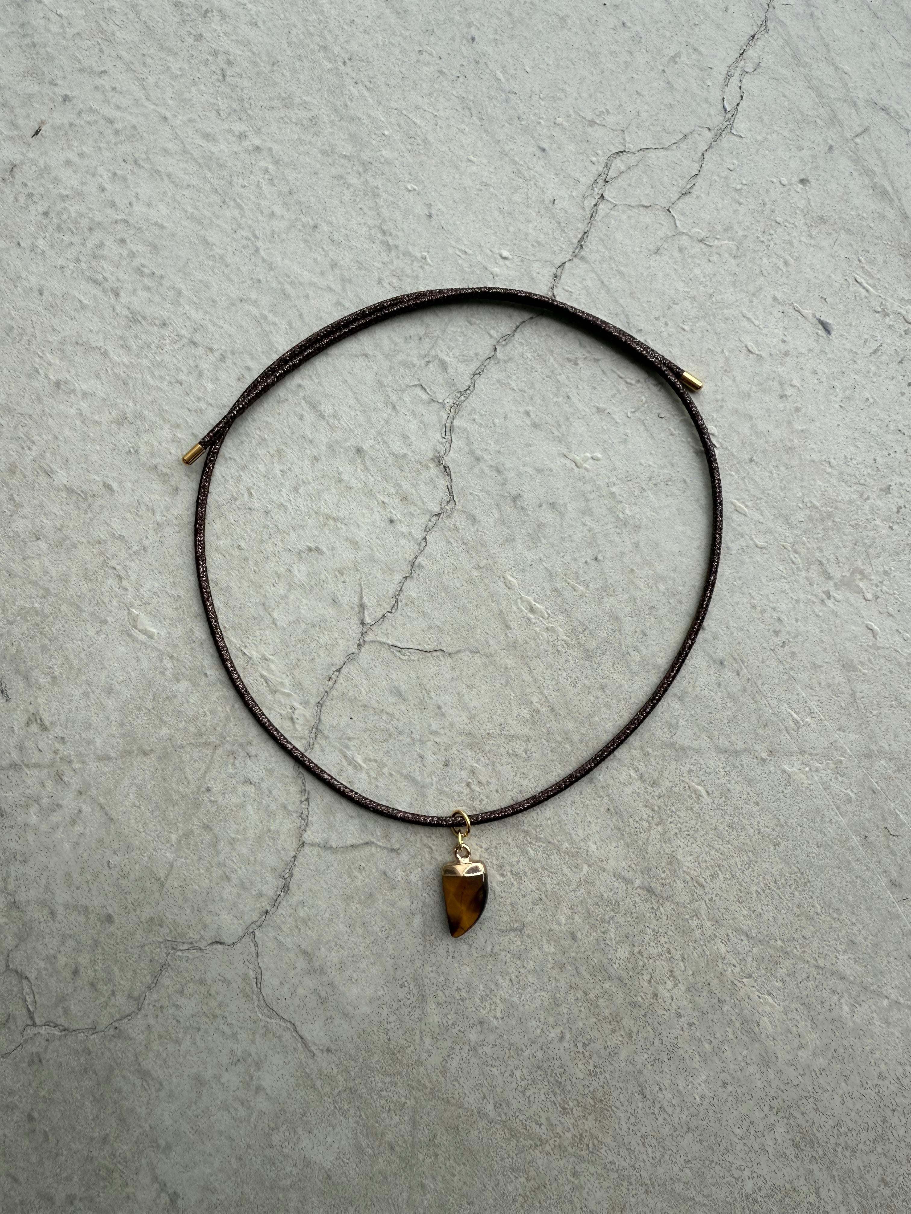 choker calamita