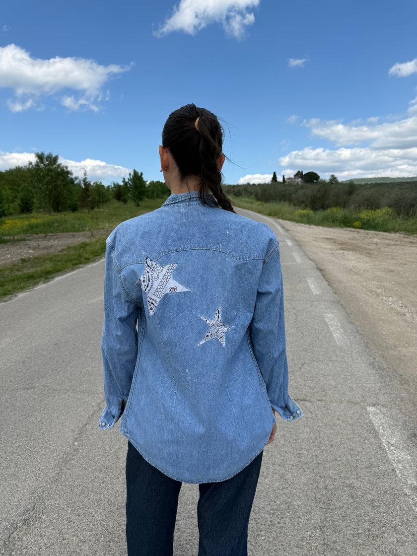 STARS SHIRT – camicia in jeans con stelle