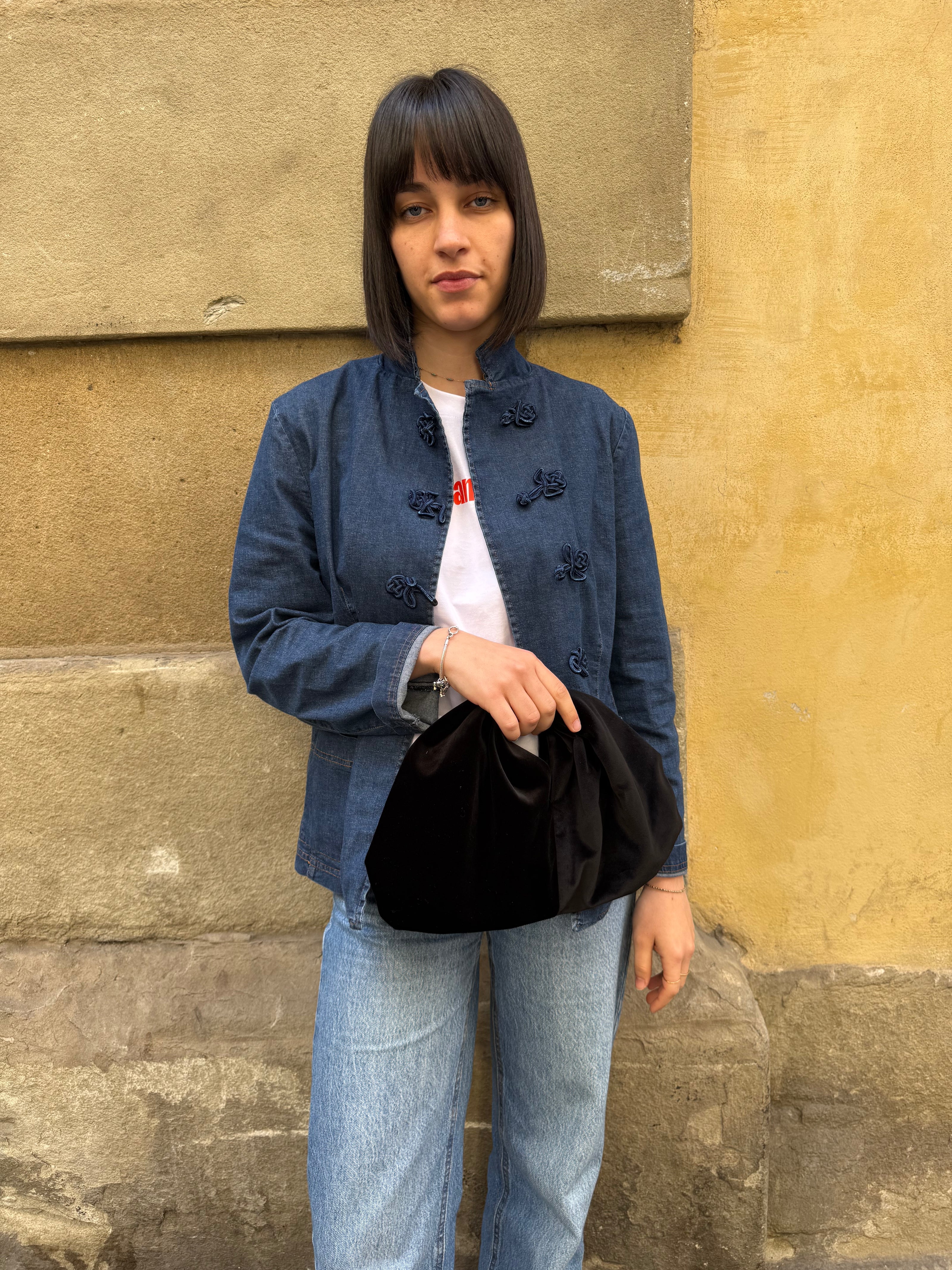 KNOT BAG MEDIA