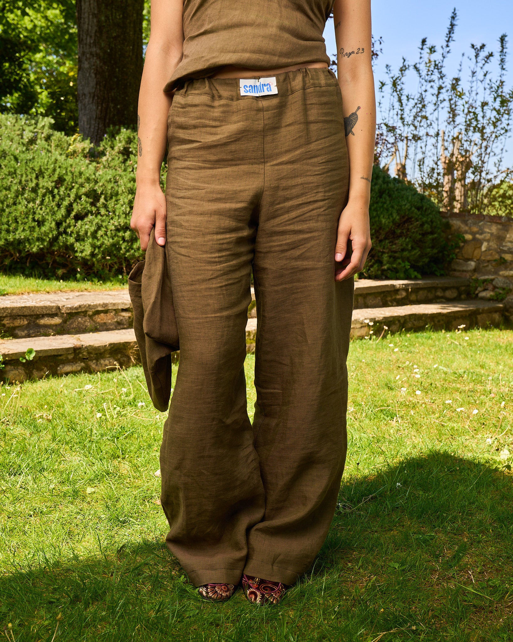 APRÈS-MIDI – Pantalone in Lino Verde Fango