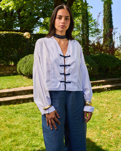 NINFEA – Camicia con alamari